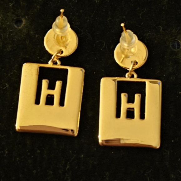 H initial earring - Picture 6 of 6